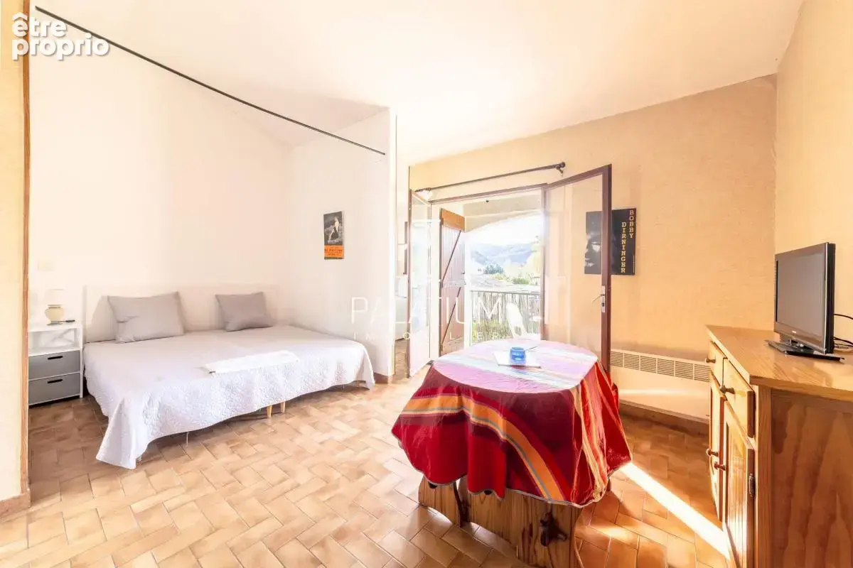 Appartement à GREOUX-LES-BAINS