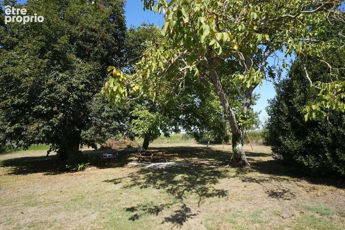 Maison rénovée de 200m² avec piscine entre Bordeaux et Toulouse (47) - photo 15