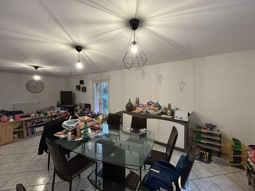 Maison à MAGNY-VERNOIS