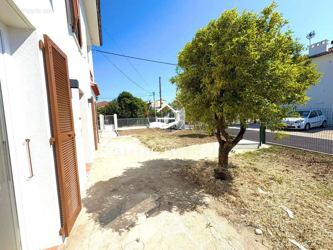Maison à CAGNES-SUR-MER