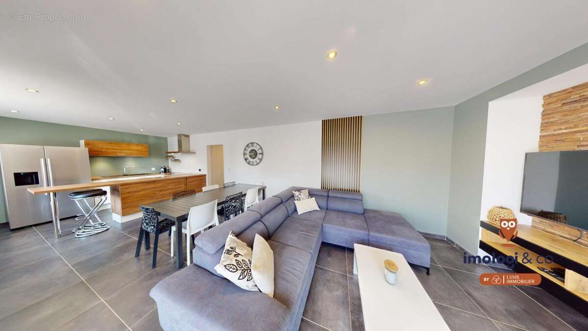 Appartement à CHAFFOIS