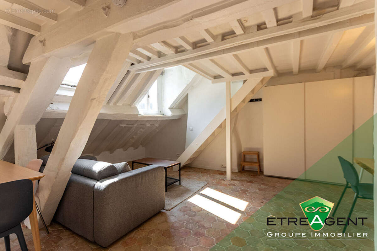 Appartement à PARIS-4E