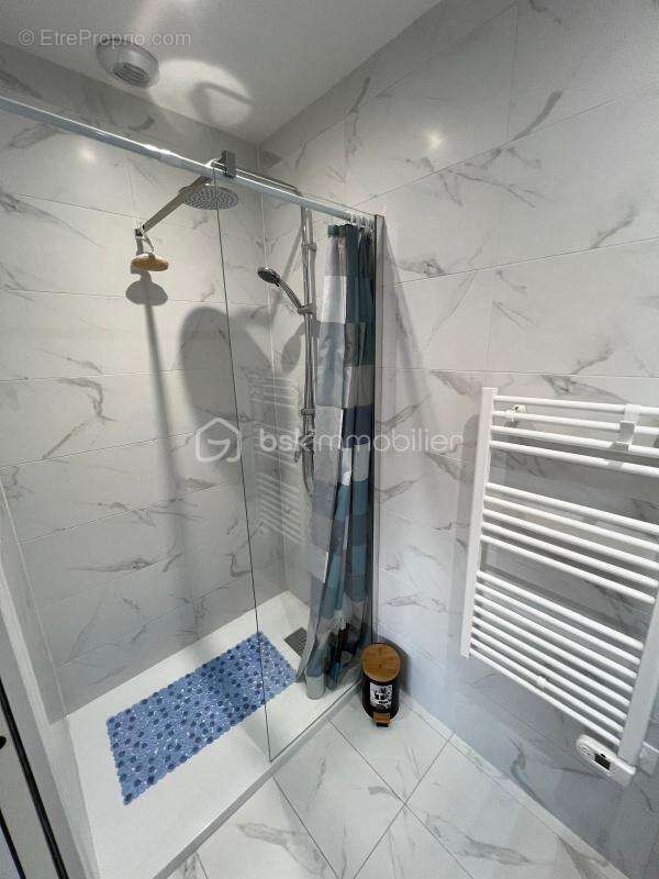 Maison à CHAMPS-SUR-MARNE