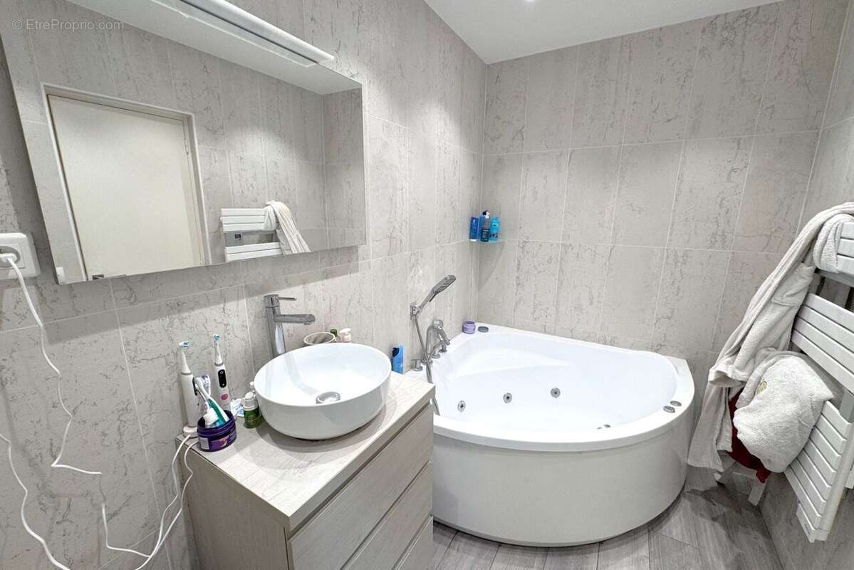 Appartement à SAINT-MANDE