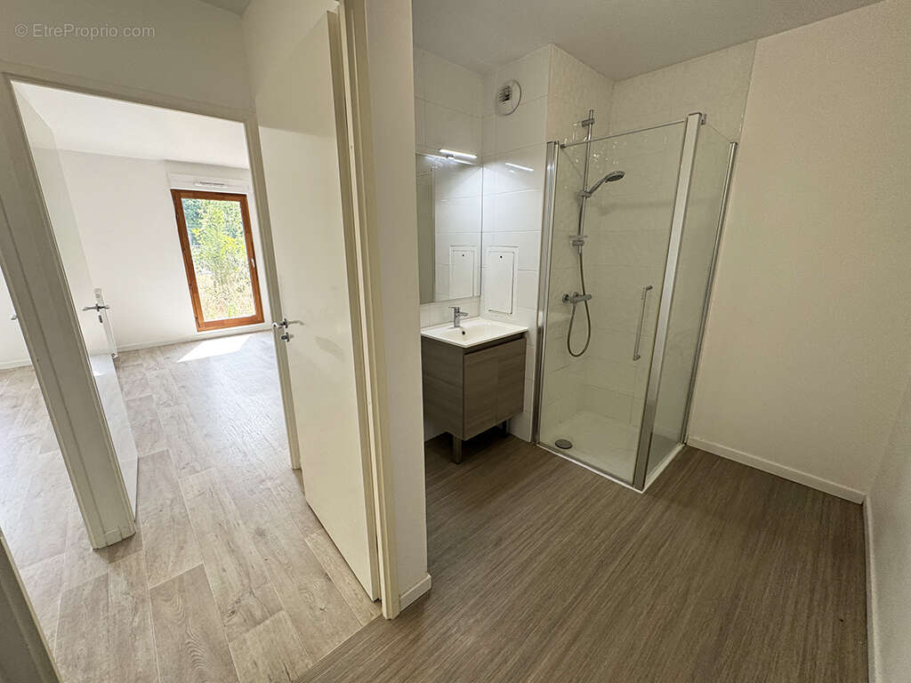 Appartement 61 m² à Marly-La-Ville  - photo 7