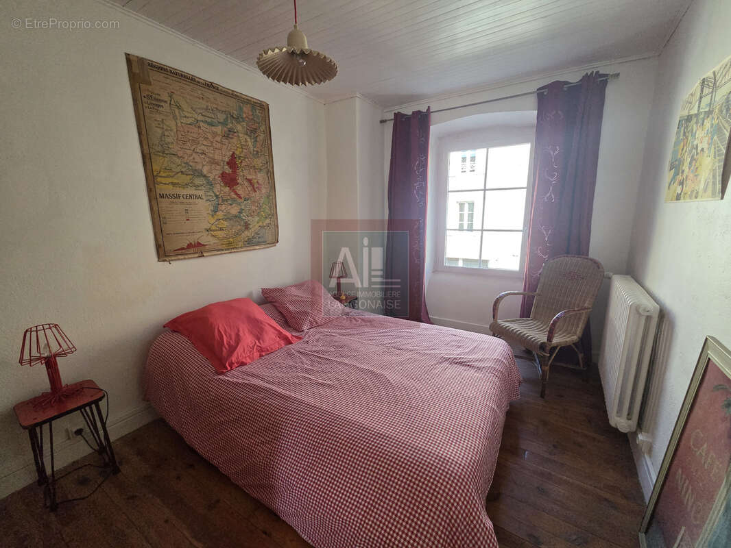 Maison à CHAMBON-LE-CHATEAU