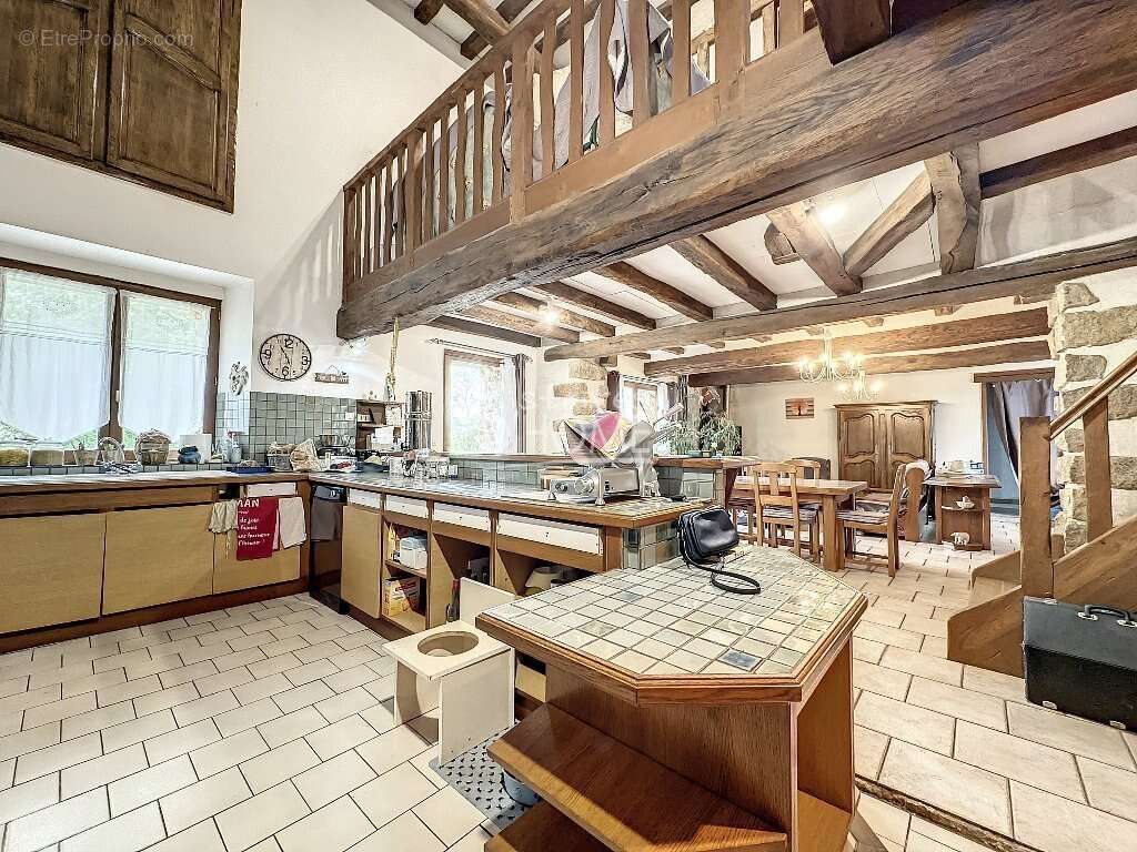 Maison à LA FERTE-GAUCHER
