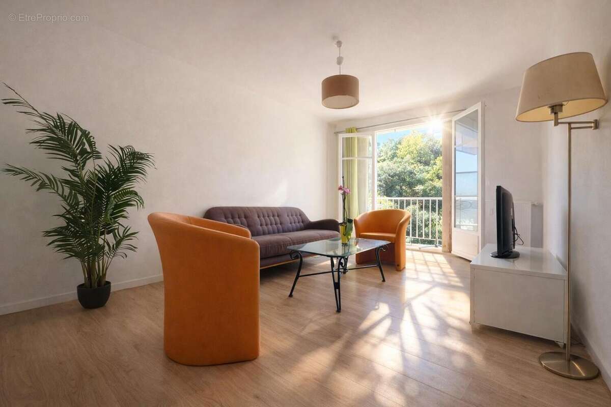   - Appartement à NICE