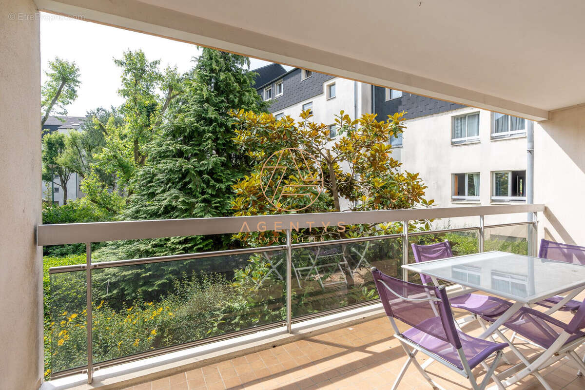 Appartement à NOGENT-SUR-MARNE
