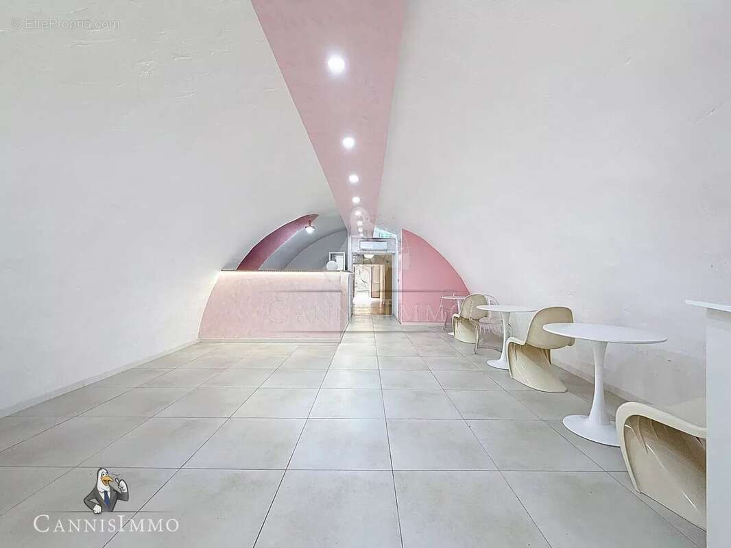 Commerce à CANNES