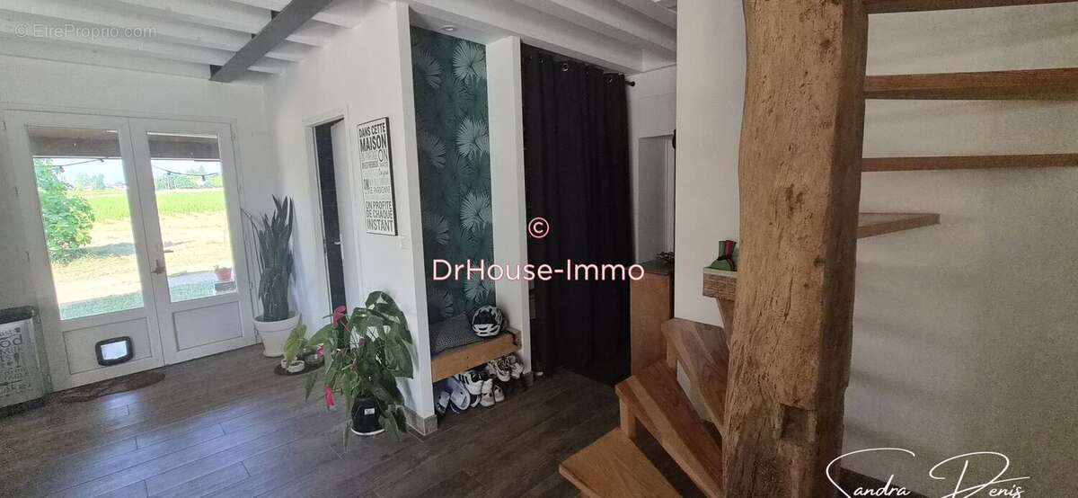 Maison 241 m² à Sauveterre-De-Guyenne  - photo 4