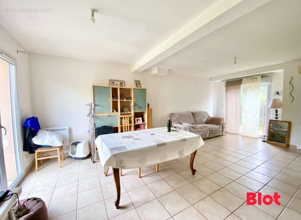 Maison à SAINT-MEEN-LE-GRAND