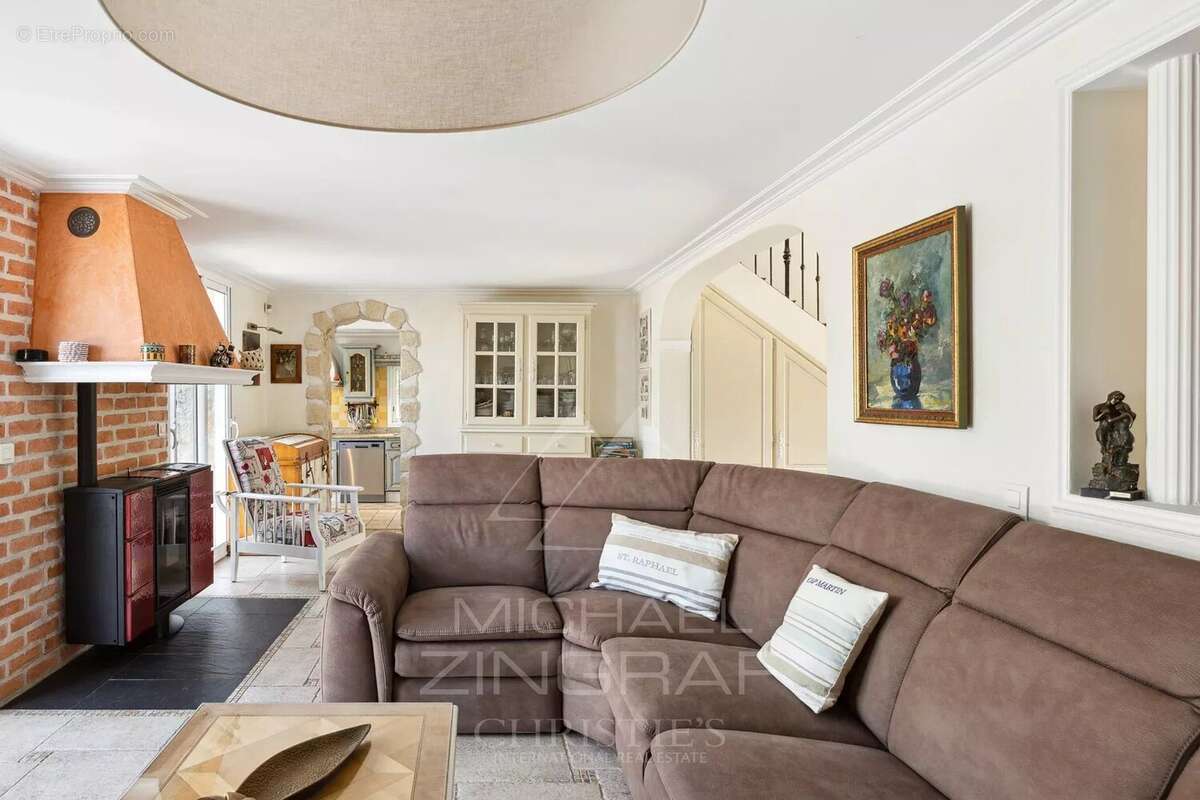 Maison à PEYMEINADE