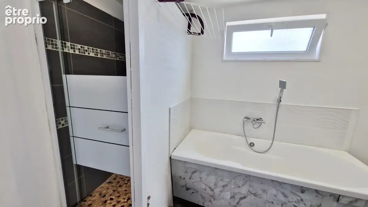 Maison ancienne - 85m2 - SAINT REMY EN L'EAU - photo 5