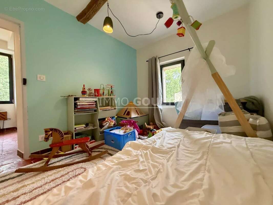 Maison à SAINT-SATURNIN-LES-APT