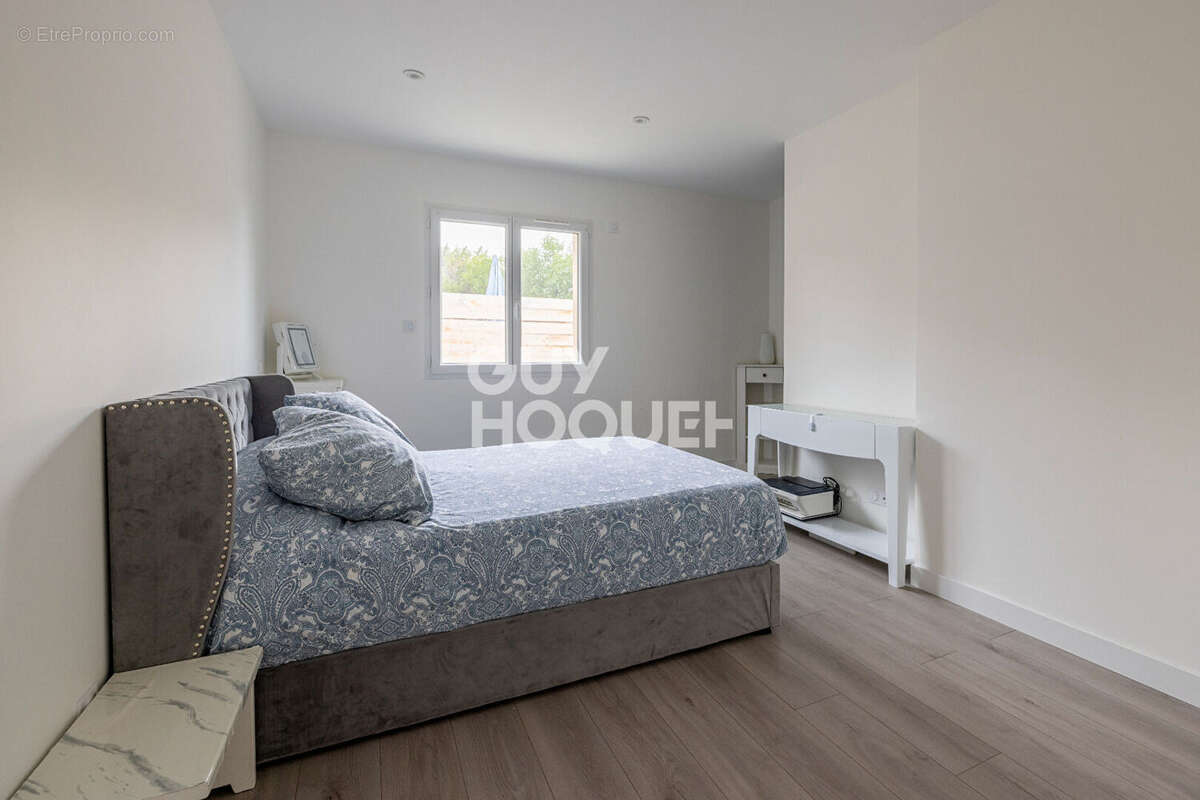 Maison à PESSAT-VILLENEUVE