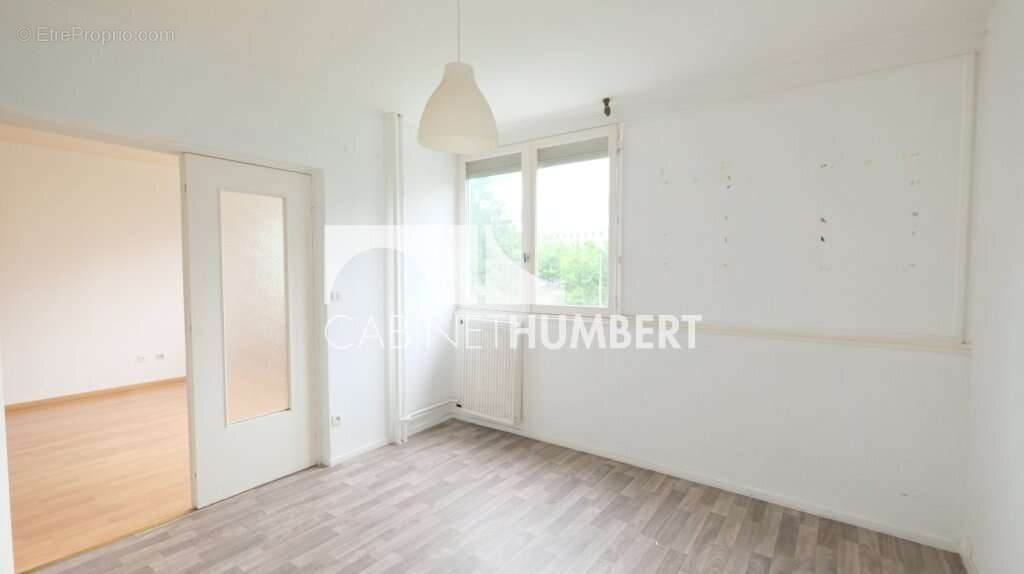 Appartement 53 m² à Saint-Etienne  - photo 5