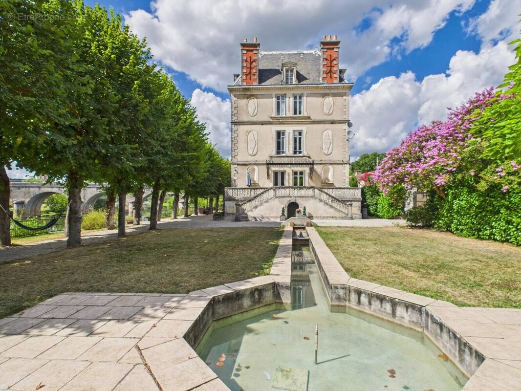 Maison à SAINT-ASTIER
