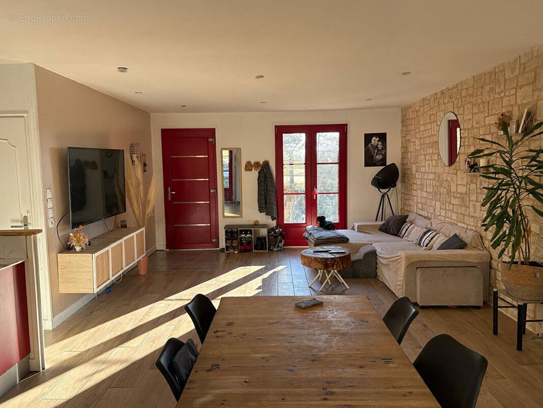 Maison à PARIGNY-LES-VAUX