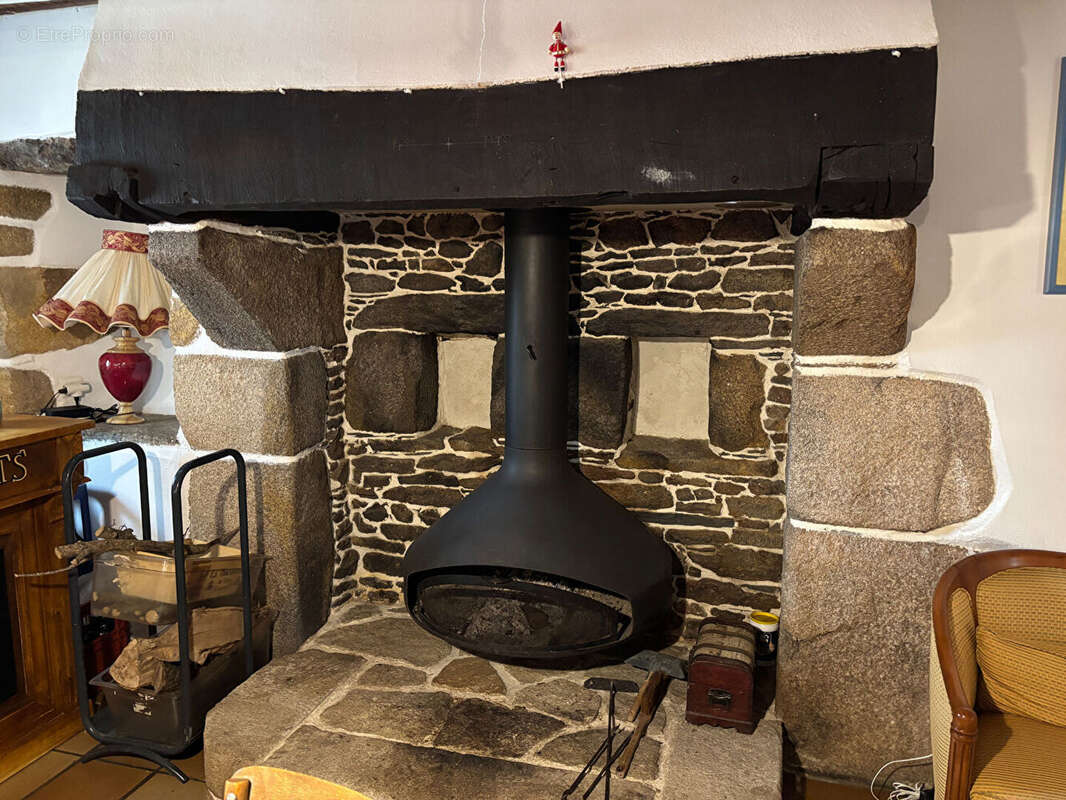 Maison à PLOUGONVEN