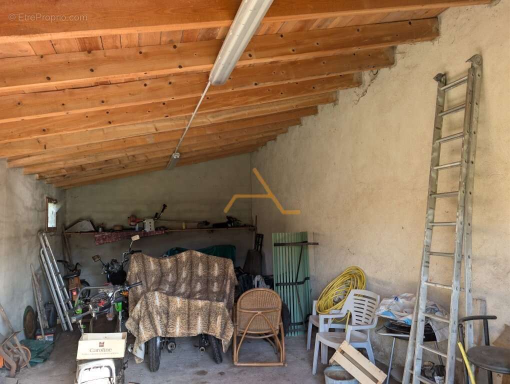 Maison à LE POET-LAVAL