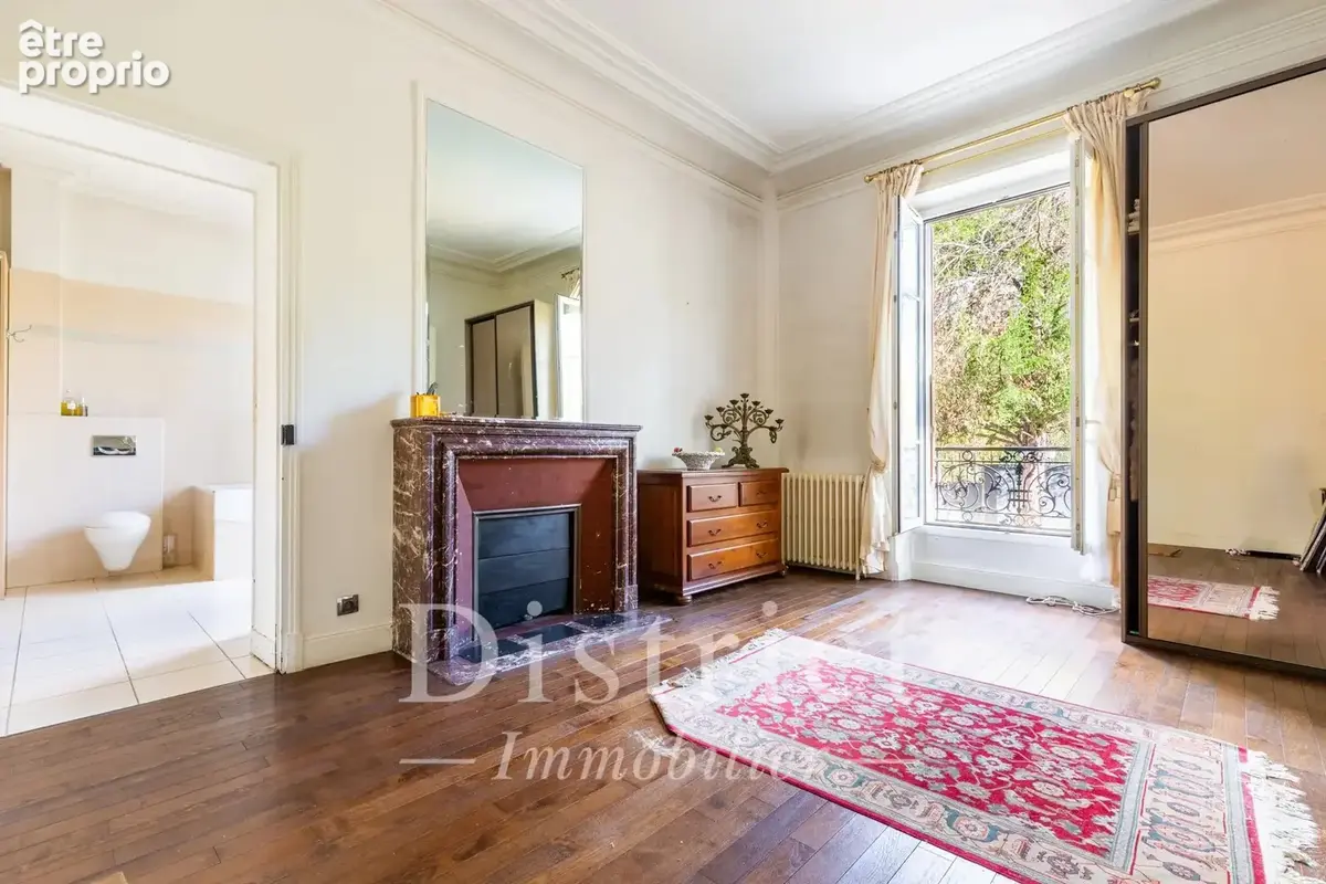 Saint-Maurice – Demeure de charactère de 617m² avec dépendance - photo 9