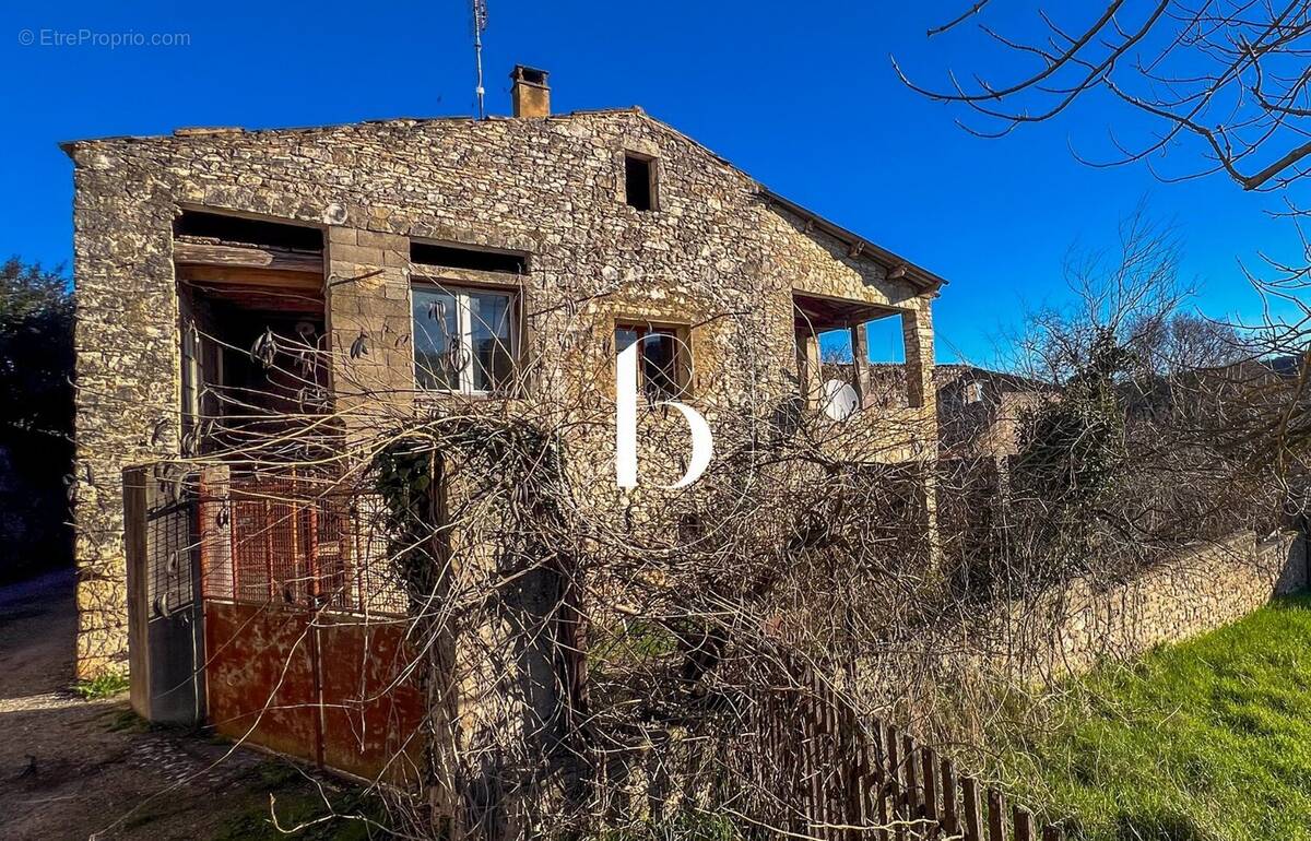 Maison à GOUDARGUES