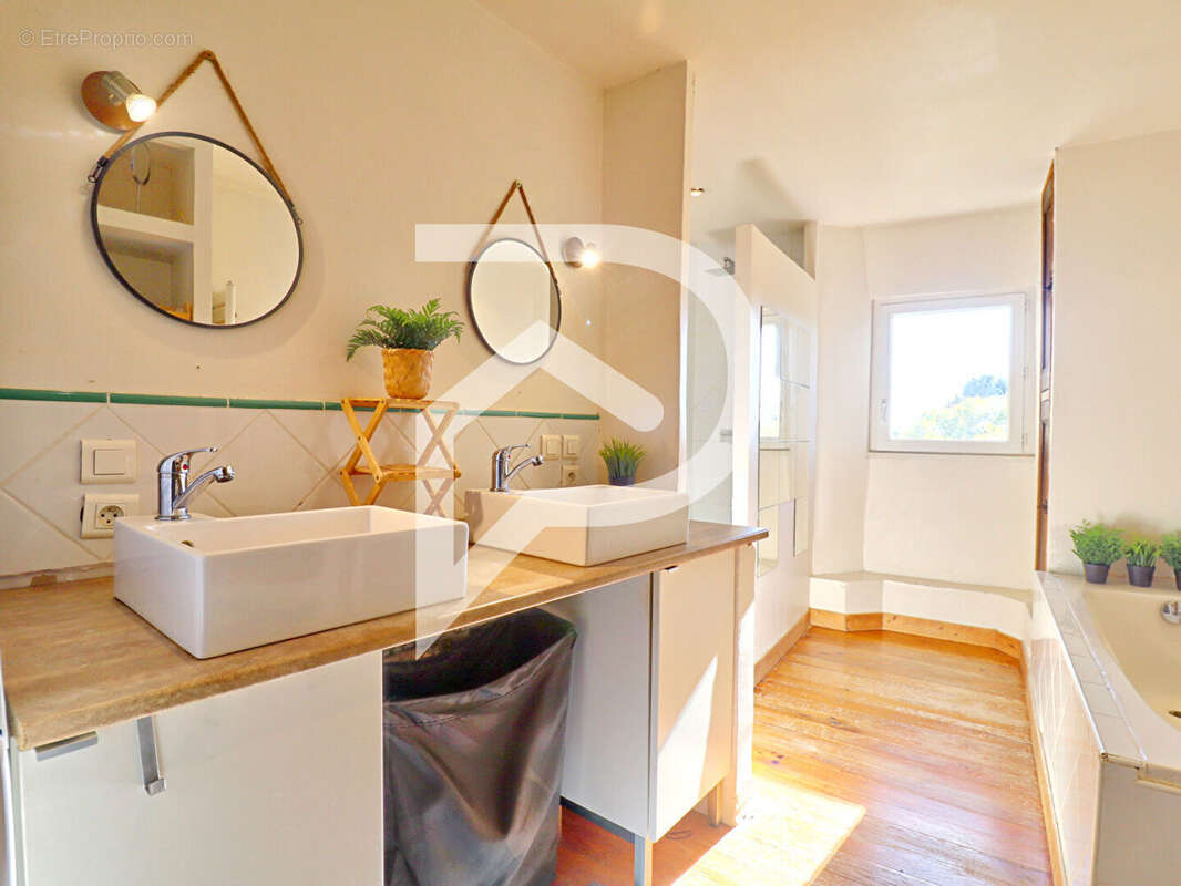 Maison à LA BRILLANNE