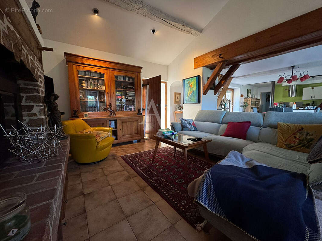 Maison à LA CHAPELLE-HERMIER