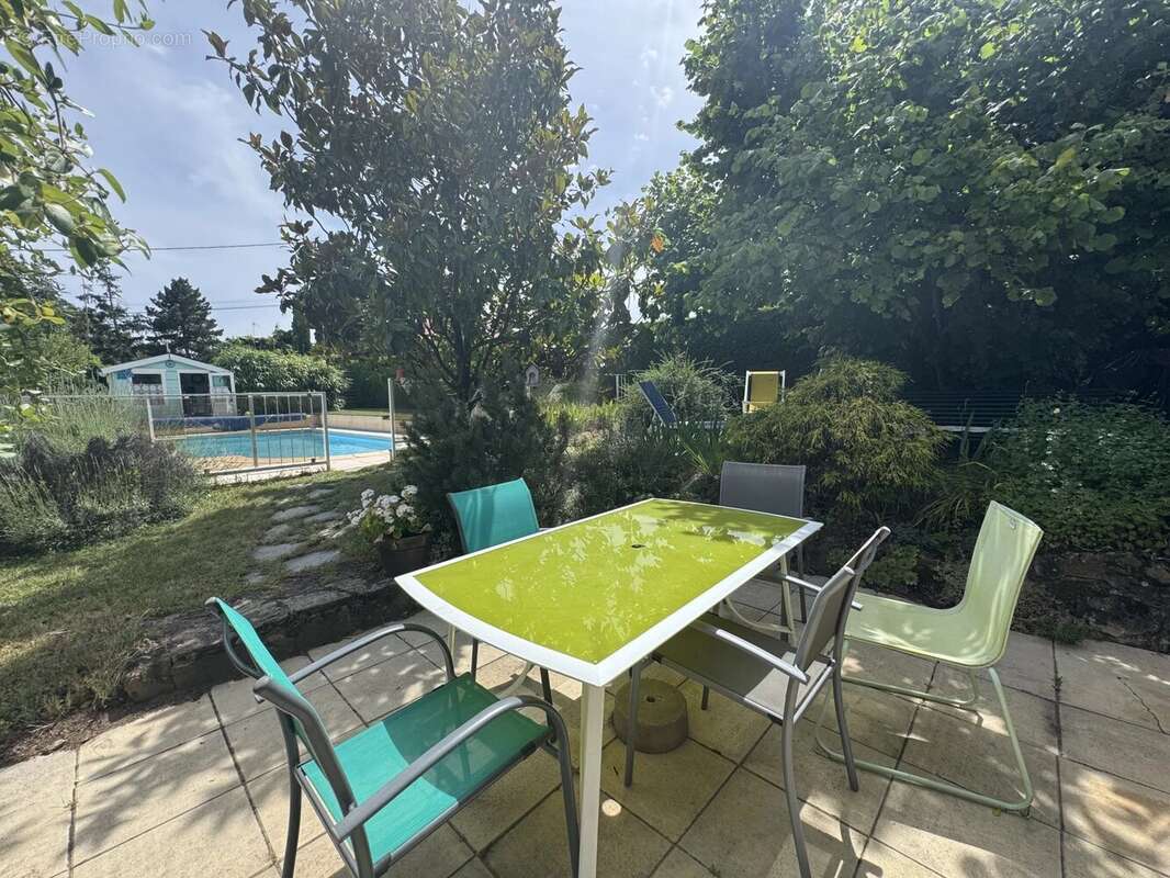 Maison familiale de 130 m² avec piscine à Pélussin - photo 15