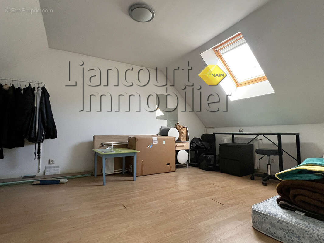 Appartement à LIANCOURT