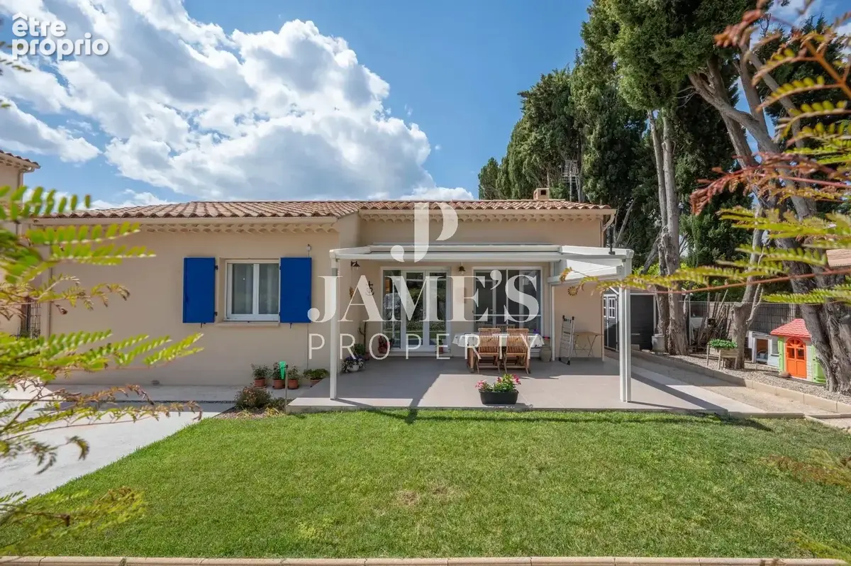 Maison à MAUSSANE-LES-ALPILLES