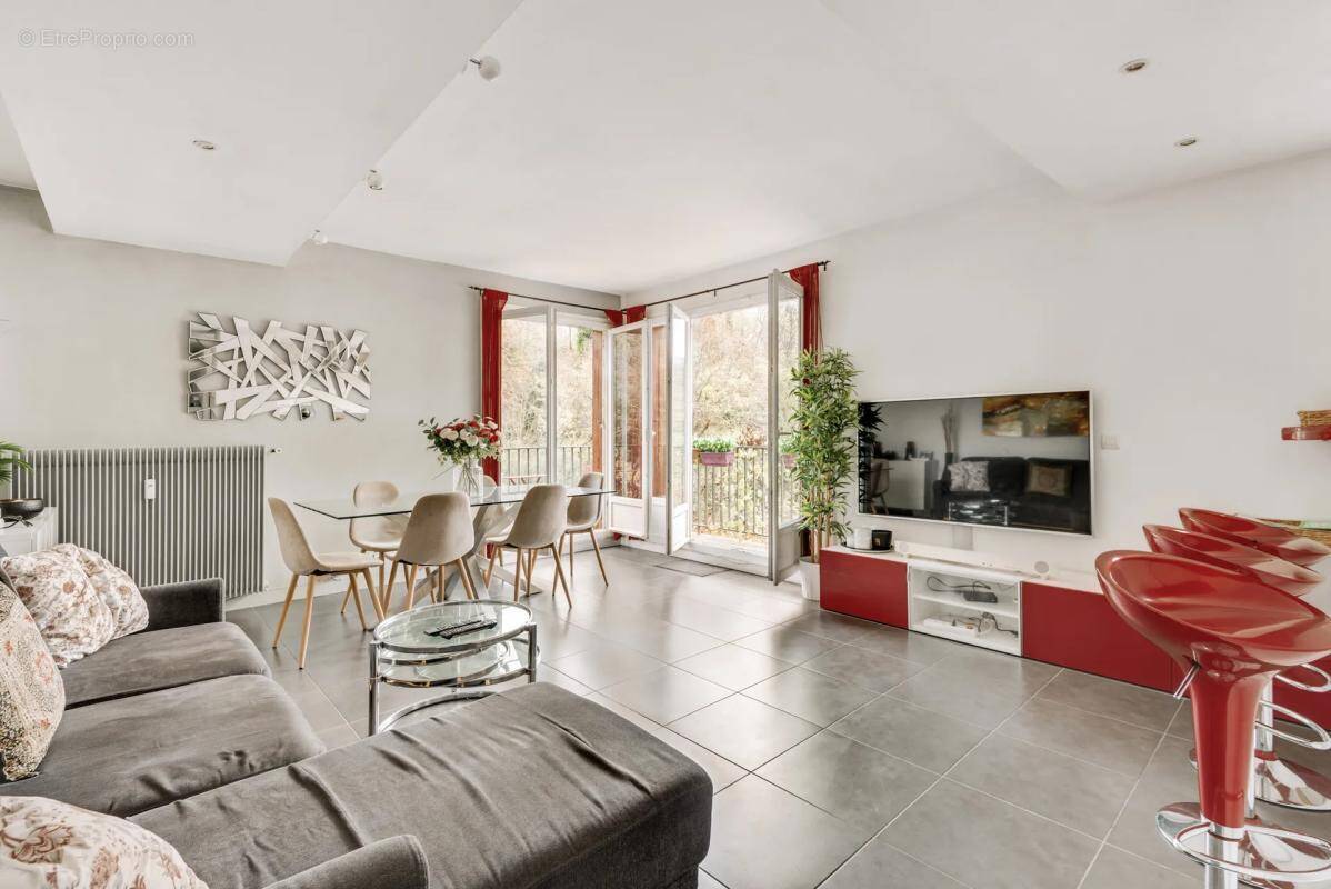 Appartement à SAINT-MAURICE