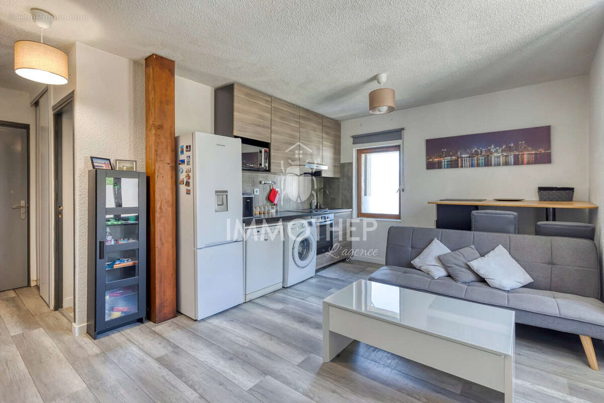 Appartement à MEYLAN