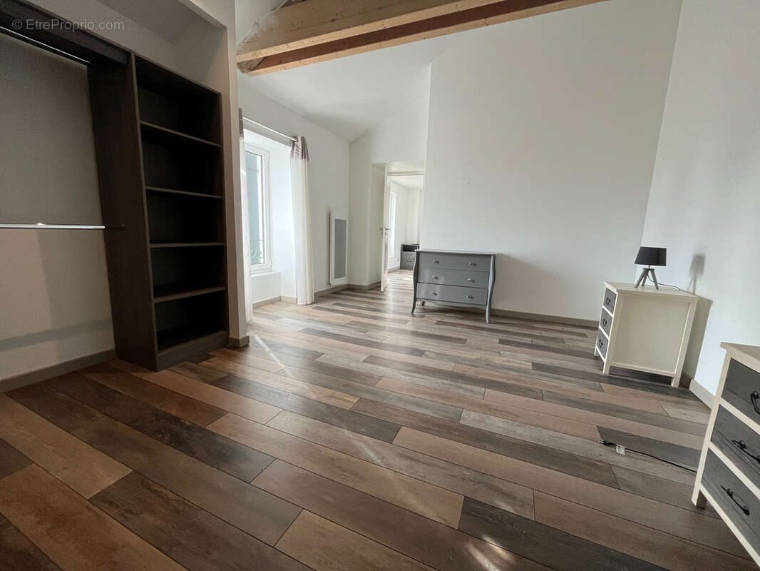 Maison à COULOUNIEIX-CHAMIERS