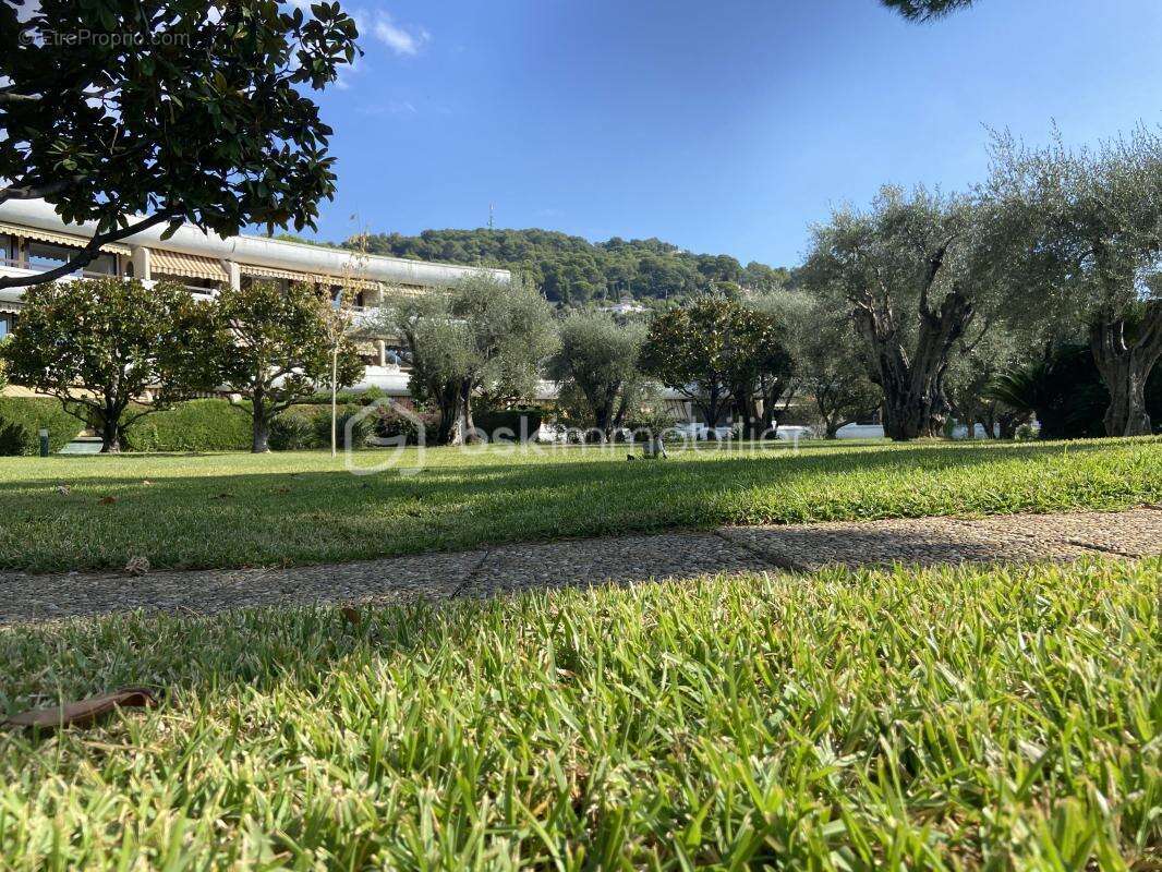 Cannes / le cannet – t2 d’exception en résidence de standing avec jardin privatif, piscine & box – à 10 min des plages - photo 11