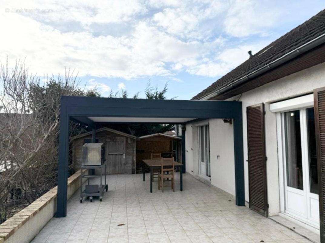 Maison à AUBERGENVILLE