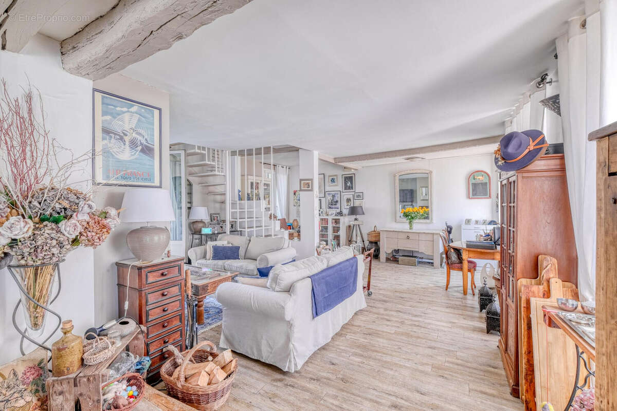 Maison 168 m² à Le Mesnil-Amelot  - photo 6