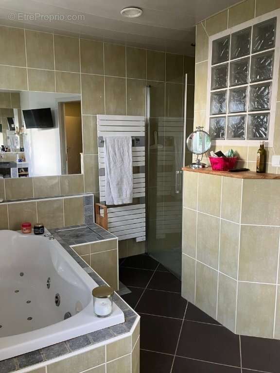 Maison à MARGERIE-CHANTAGRET