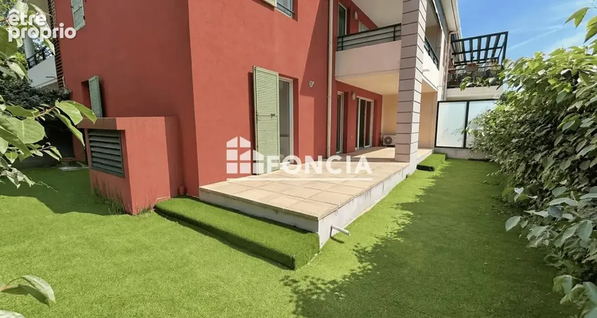 Beau 3p avec jardin et piscine - photo 11