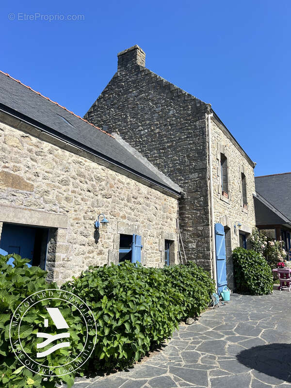Maison à CRACH