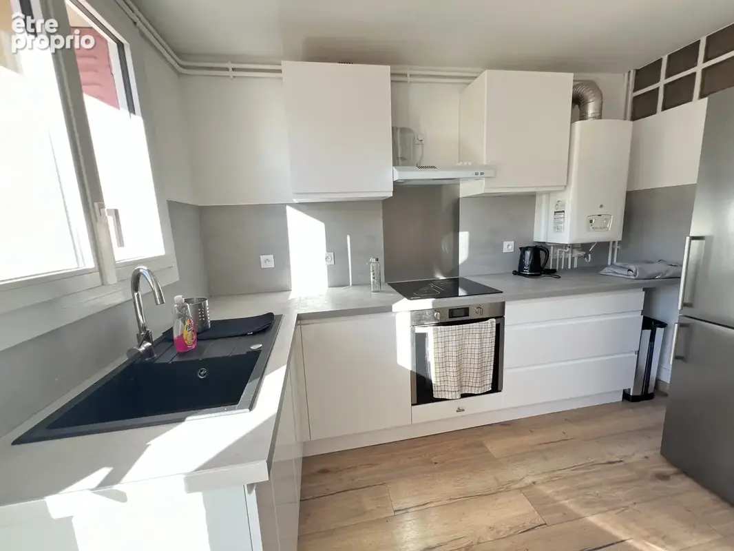 Appartement T3 de 69 m2   Hyper centre La Roche-sur-Yon   2 balcons   Cave - photo 5