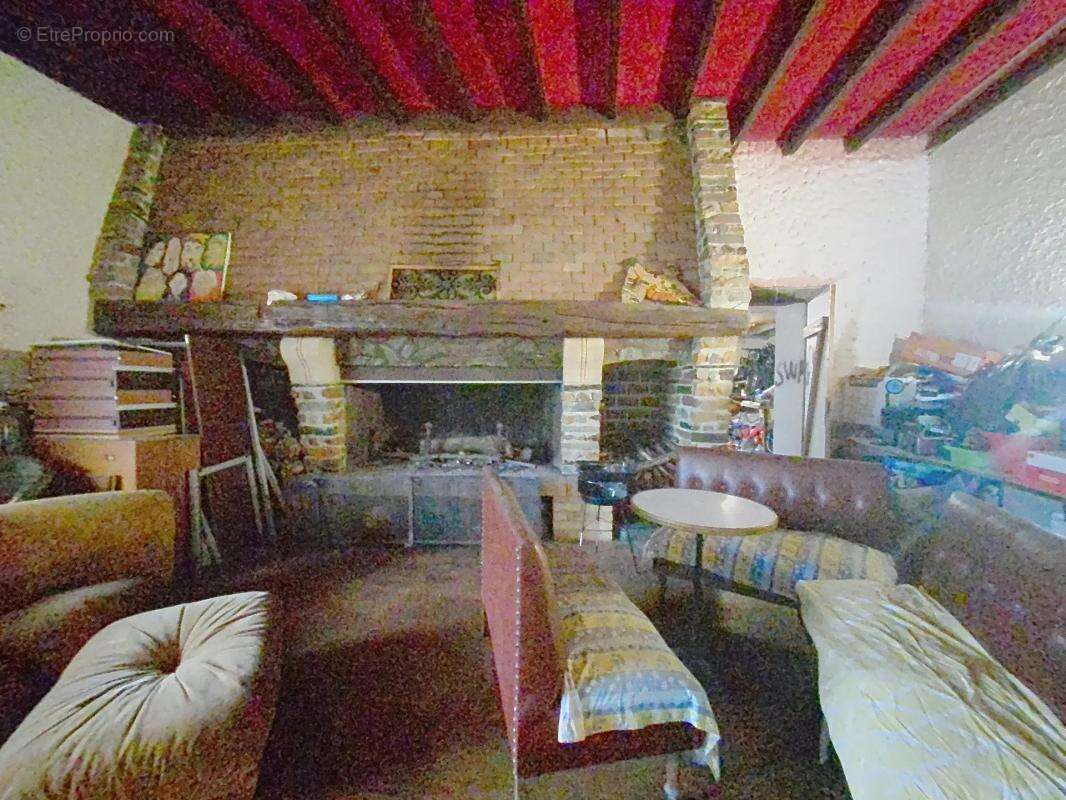 Maison à MELZ-SUR-SEINE