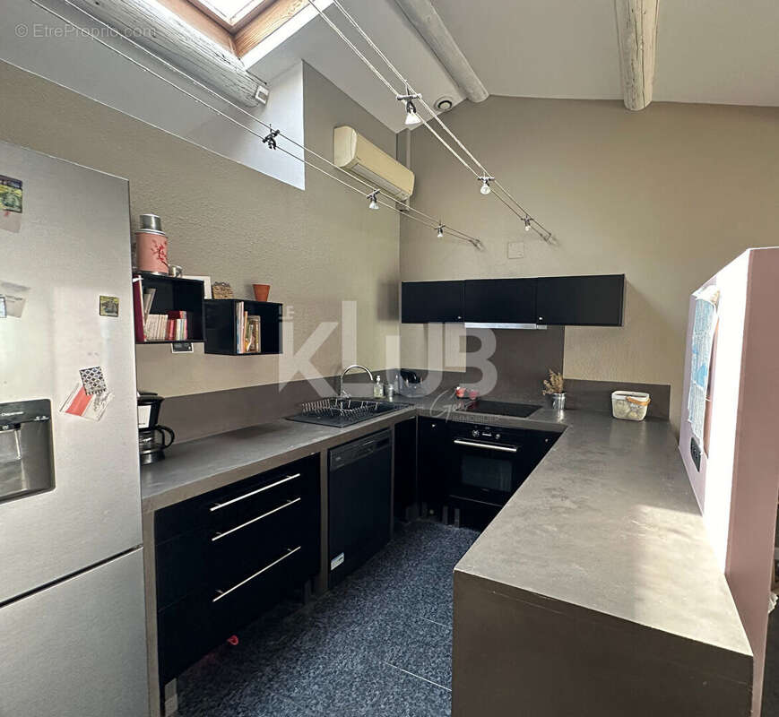 Appartement à MARSEILLE-6E