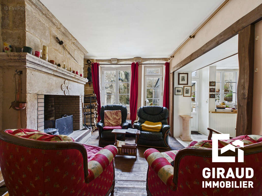 Maison à FONTENAY-LE-COMTE