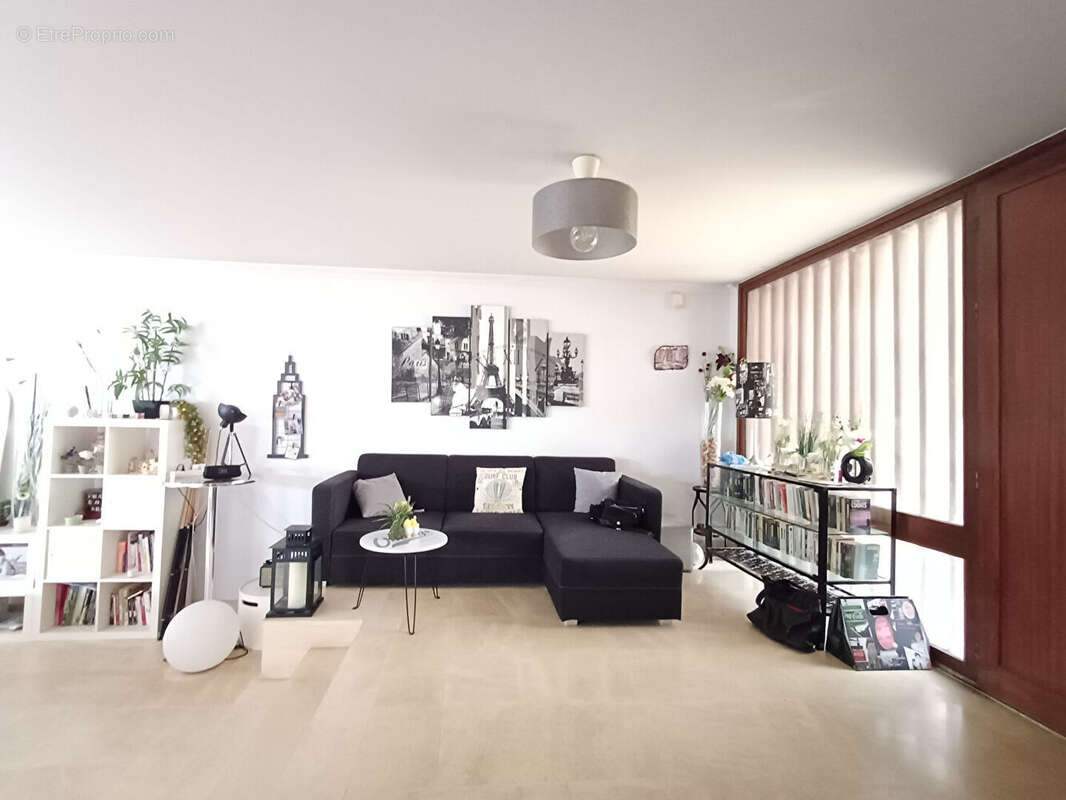 Maison à MONTMORENCY