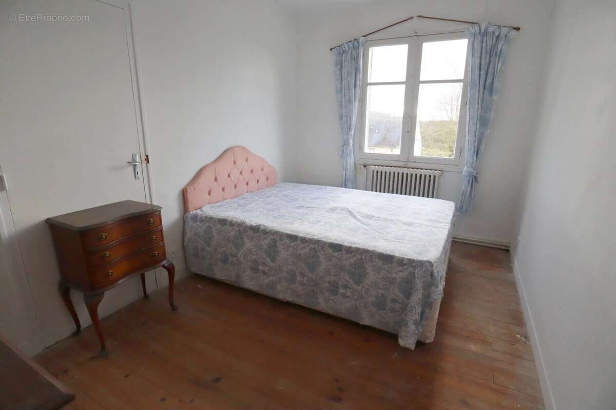 Maison à MAEL-CARHAIX