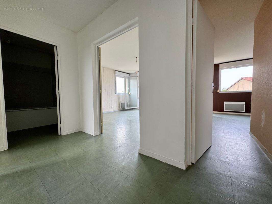 Appartement à VILLEFONTAINE