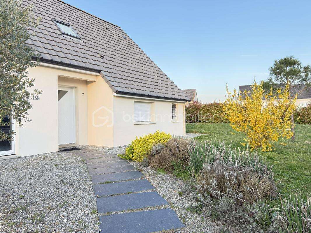 Maison à LA CHAPELLE-SAINT-URSIN