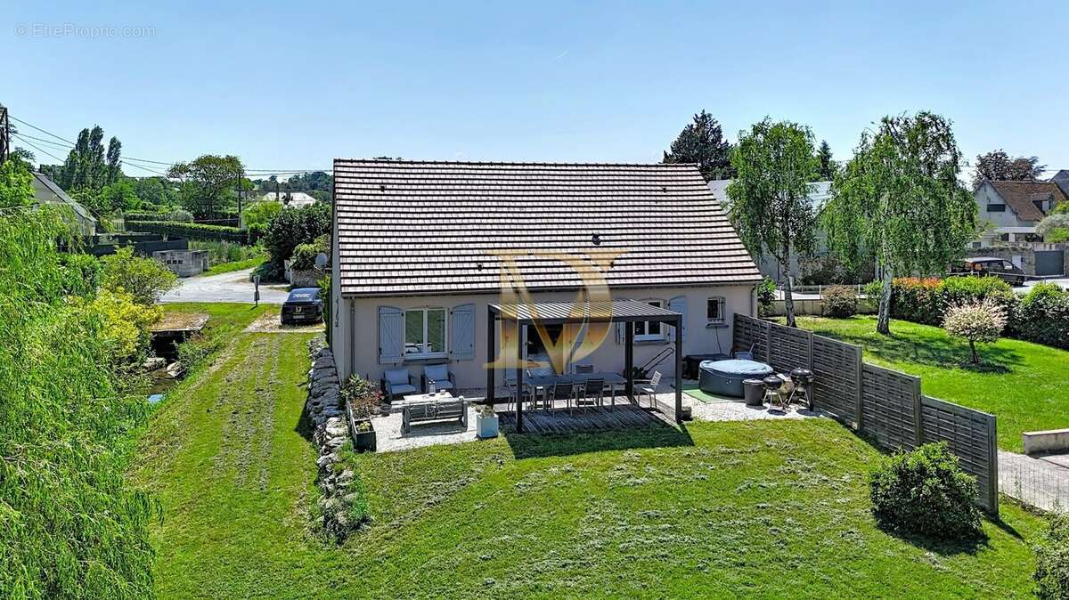 Maison à CIVRAY-DE-TOURAINE